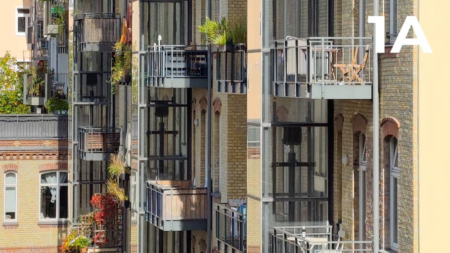 200 megapixel blind test photo