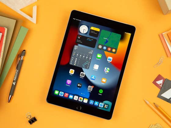 Apple’s iPad 9 is Selling Like Hotcakes and It’s Now $90 Off