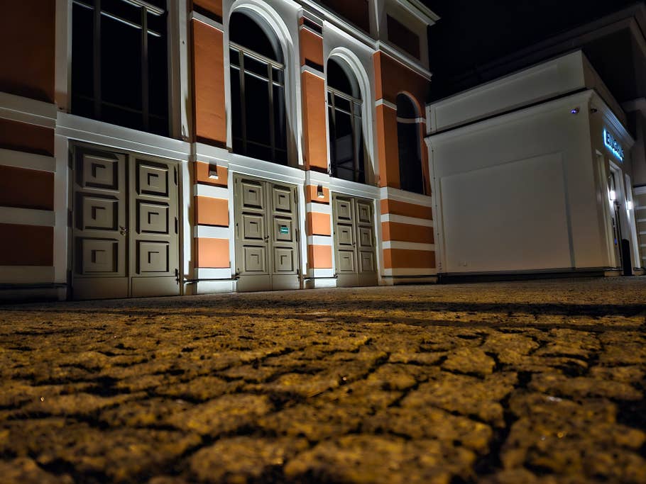 Samsung Galaxy S23 photo gallery