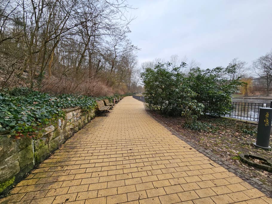 Samsung Galaxy S23 photo gallery