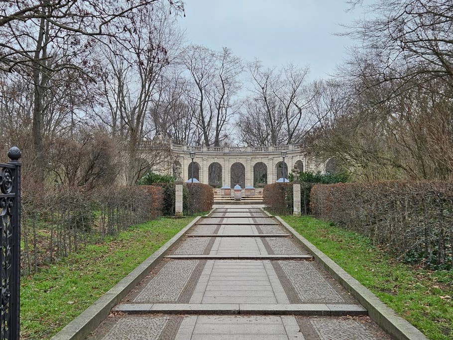 Samsung Galaxy S23 photo gallery