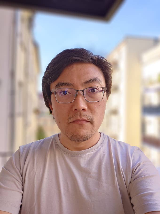 Selfie - Portrait mode on