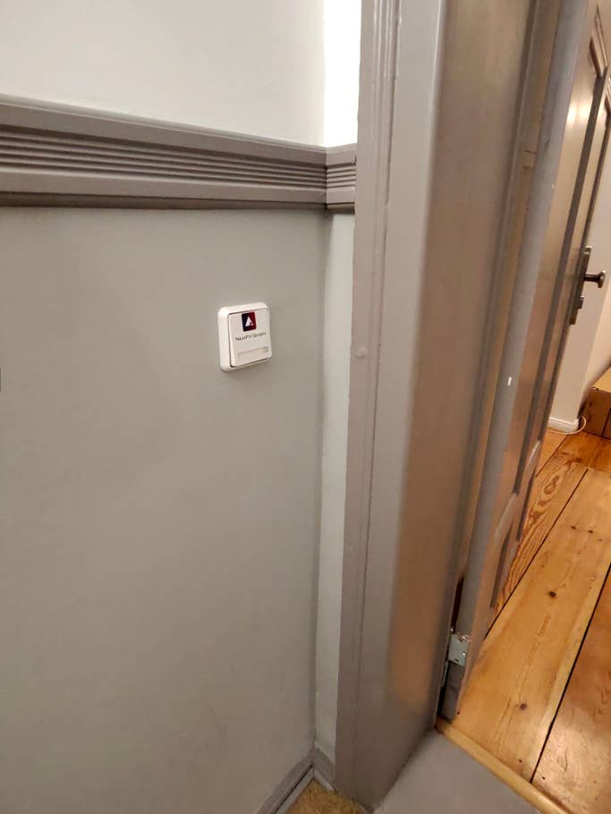 Ray-Ban Meta Smart Glasses camera test