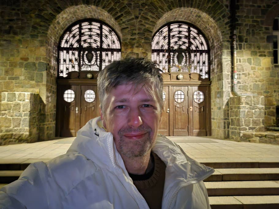 Test photos taken with the Samsung Galaxy S24 camera