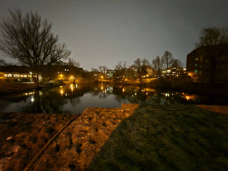 Test photos taken with the Samsung Galaxy S24 camera