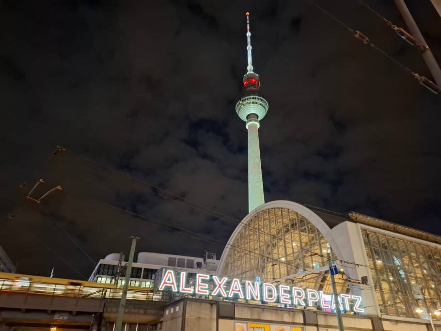 Samsung Galaxy A55: Main camera - Night mode on