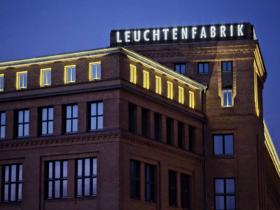 Samsung Galaxy S25 Ultra: Telephoto camera (5x) - Night mode on