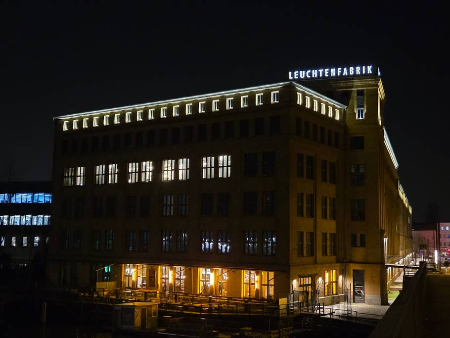 Samsung Galaxy S25+: Main camera (2x digital zoom)