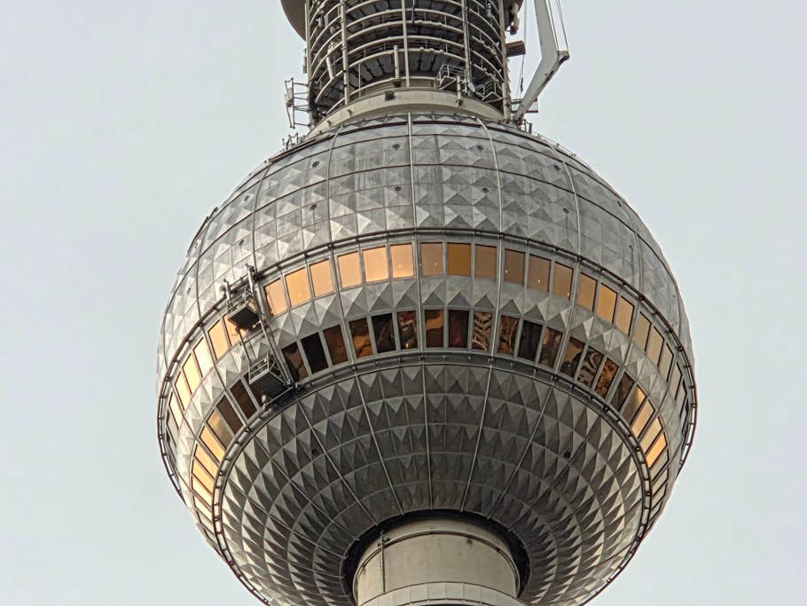 Samsung Galaxy Z fold 7: Telephoto camera (10x digital zoom)