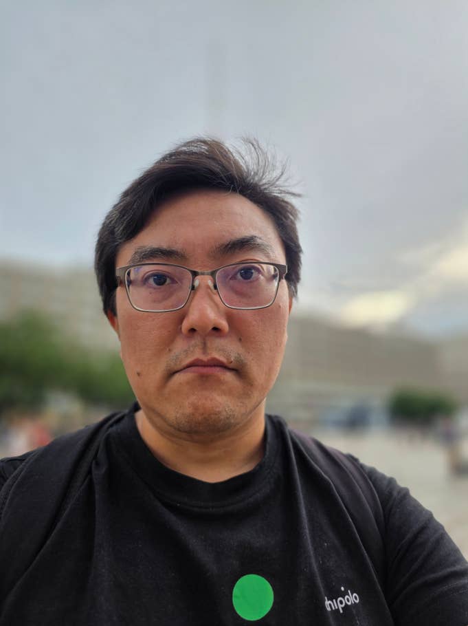 Samsung Galaxy Z fold 7: Main-camera selfie