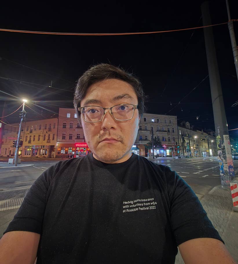 Samsung Galaxy Z Flip 7: Ultra-wide angle selfie