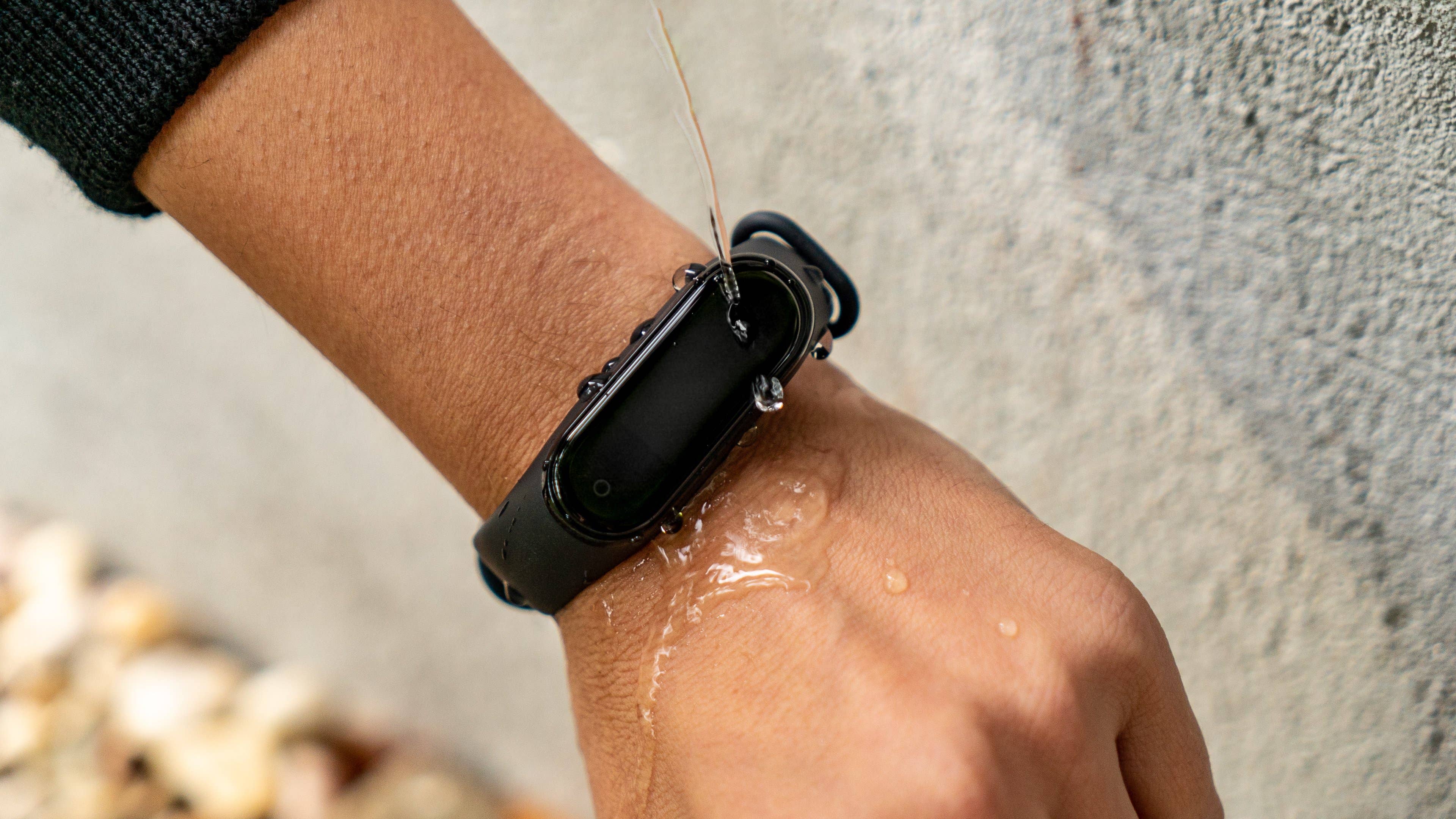 AndroidPIT Xiaomi Mi band 4 new 12