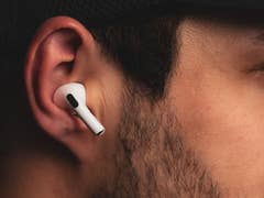 Apple Airpods Pro 2 deal on Amazon Black Friday