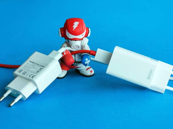 How to charge your Android phone battery faster