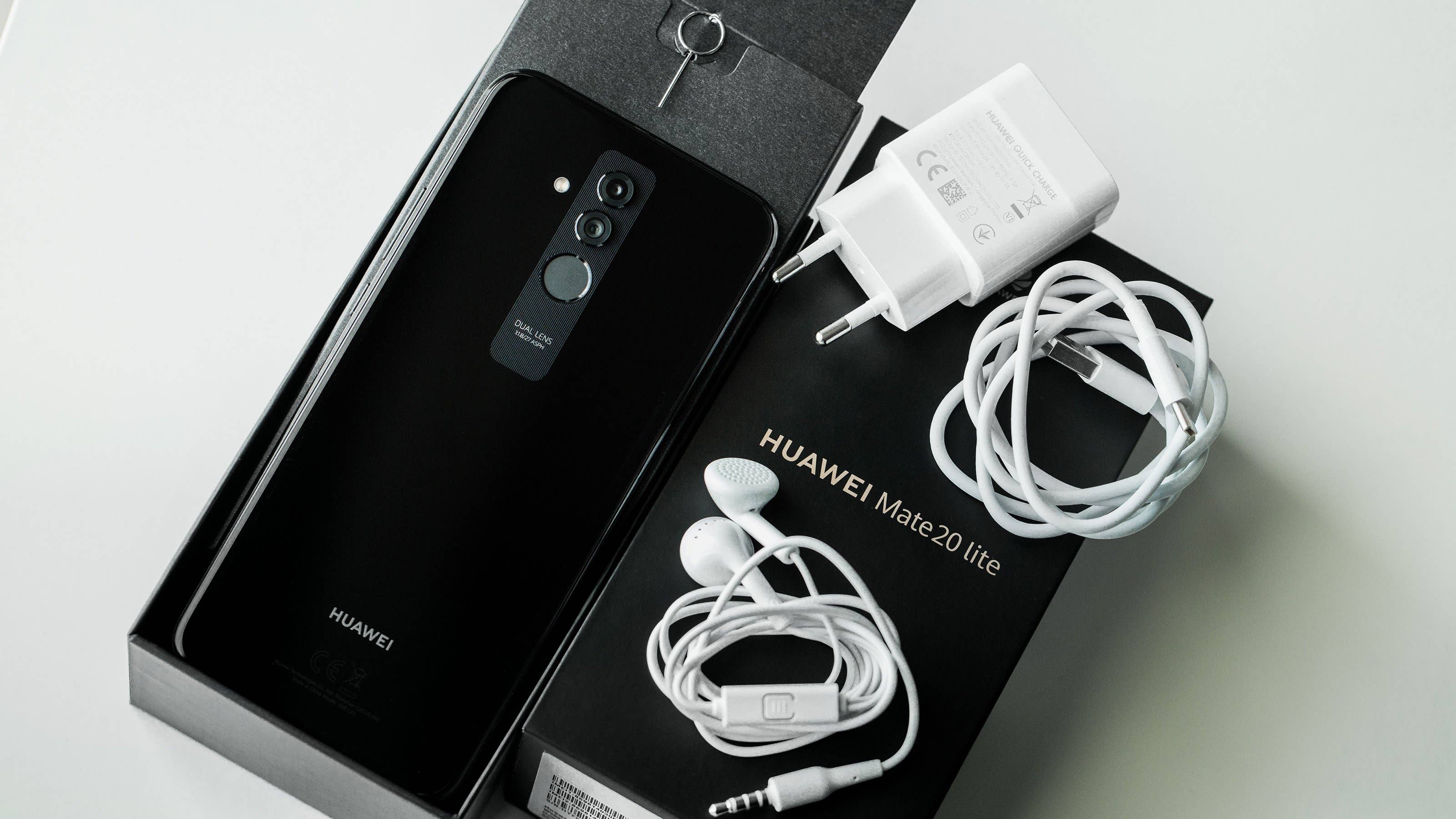 HUAWEI Mate 20 lite ブラック 64 GB SIMフリー HUAWEI Mate 20 lite