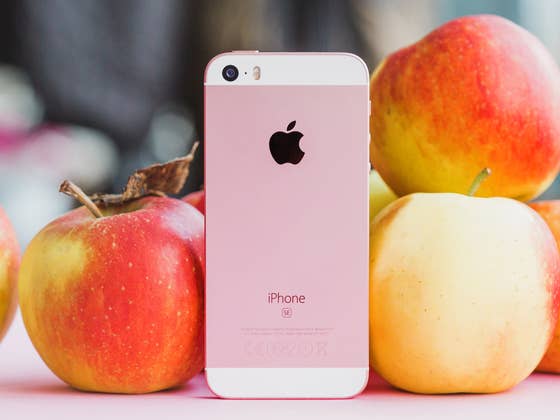 iPhone SE review: the small alternative