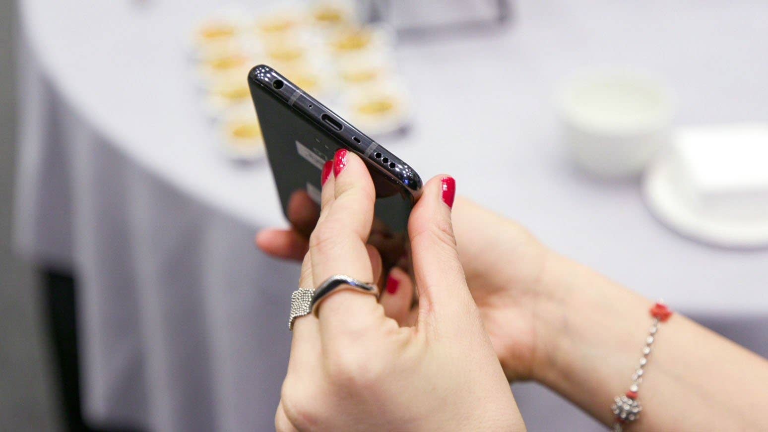 AndroidPIT lg v50 ports 421