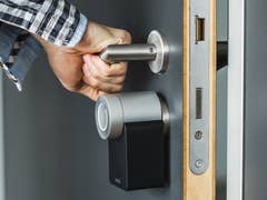 Somebody closing a door