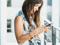 AndroidPIT-on-the-phone-0421.jpg