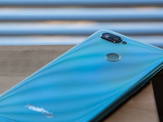 Realme 2 Pro Review: A $200 phone that outperforms its price tag