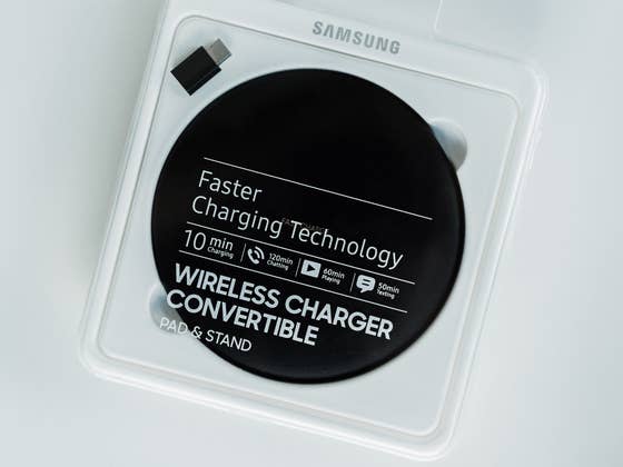 Samsung Galaxy S8 Premium wireless charger: how it will change your life