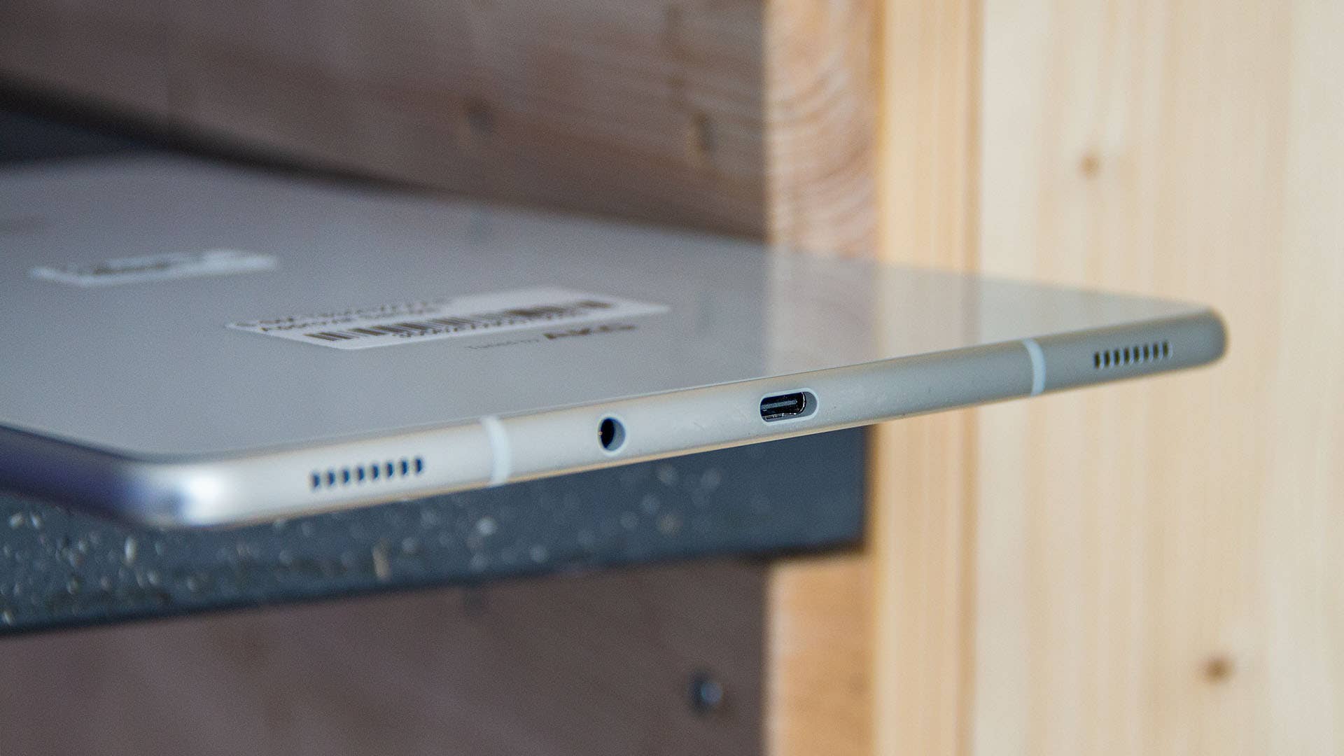 AndroidPIT samsung galaxy tab s4 bottom