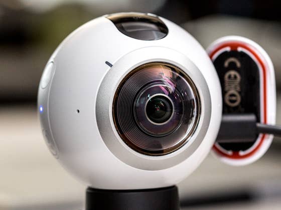 Tested: Samsung Gear 360 VR camera in Paris