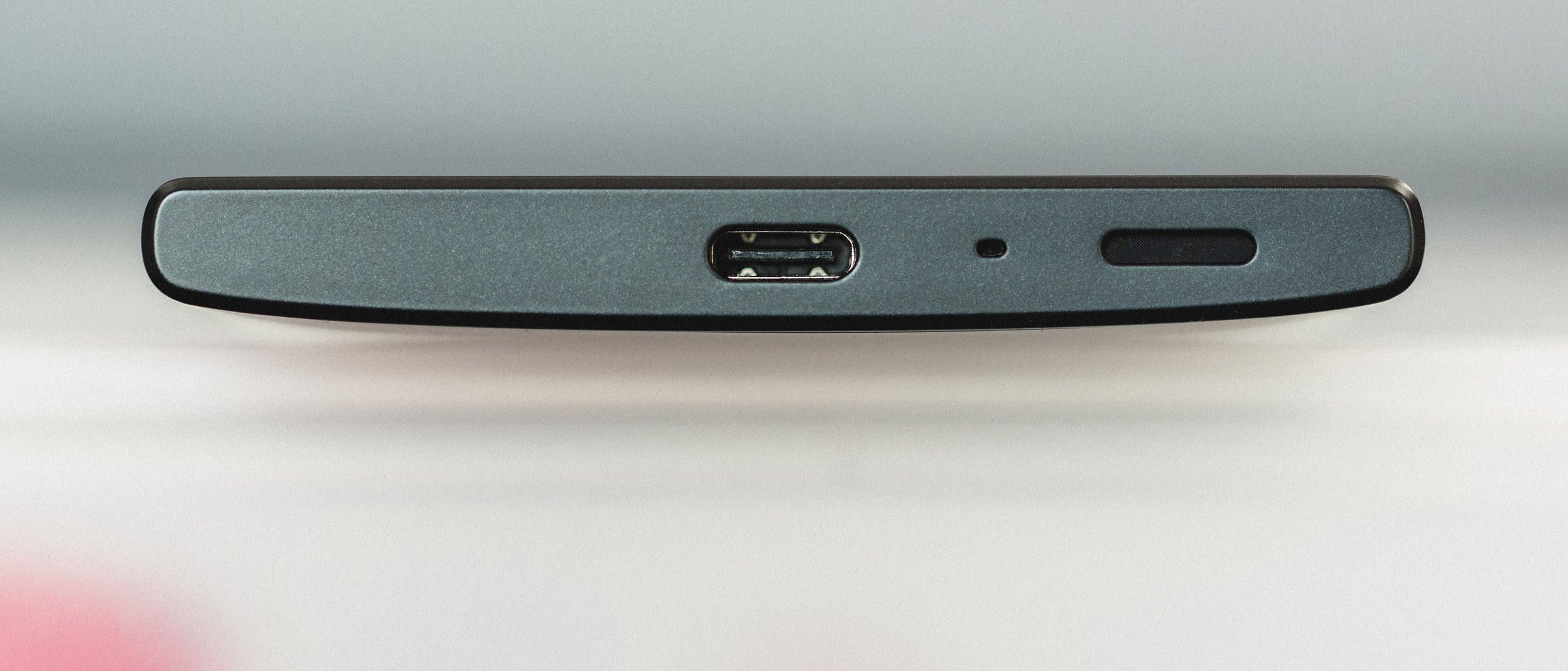 AndroidPIT sony xperia L2 0576