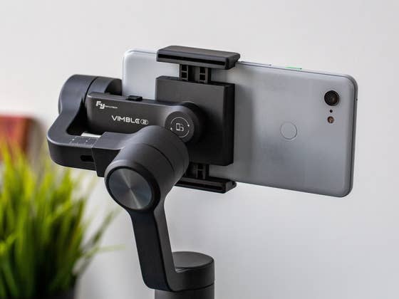 Feiyu Vimble 2 review: the low-cost stabilizer for smartphone shooters