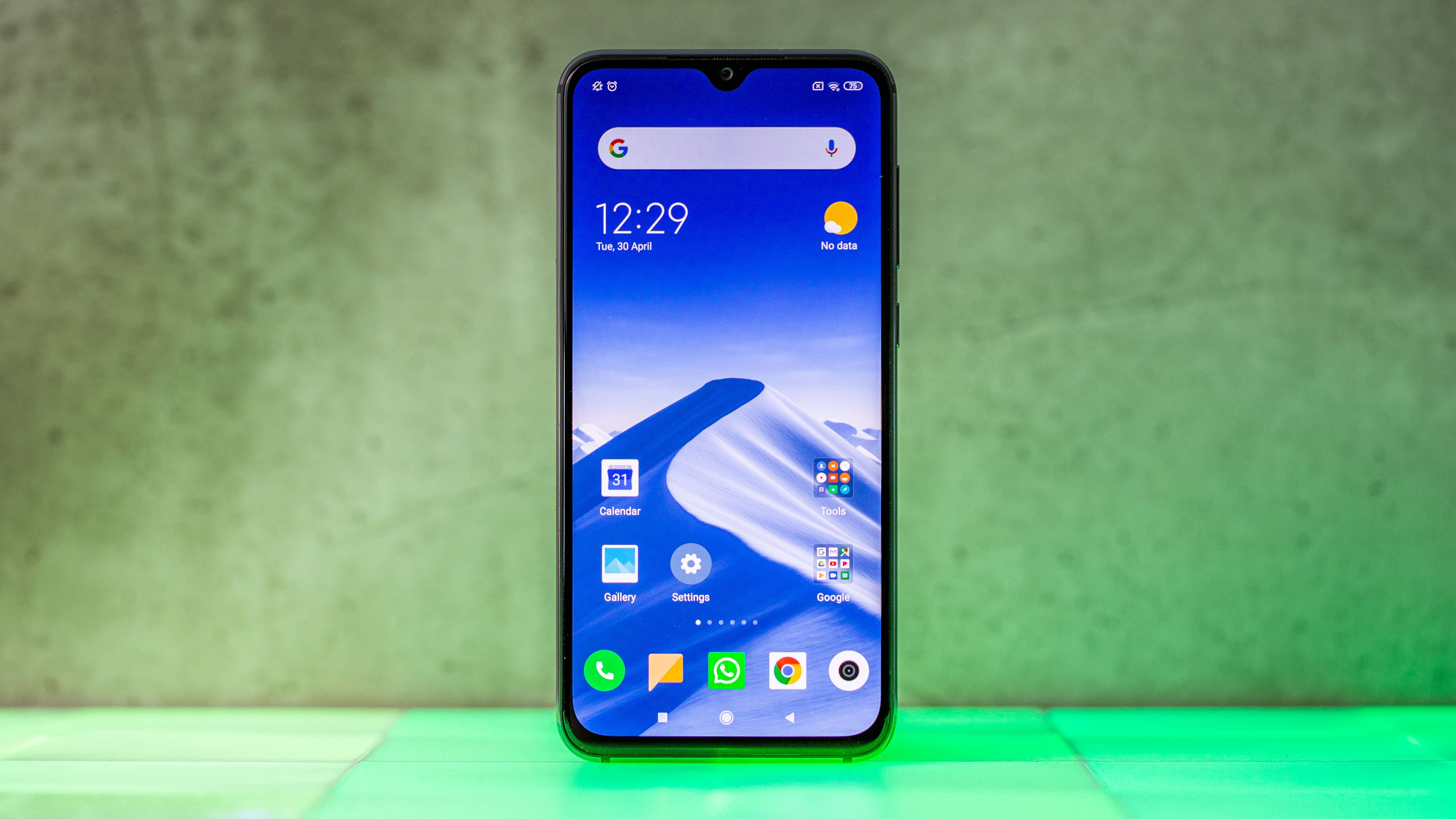 Xiaomi Mi 9 SE review: low on price, big on features » nextpit