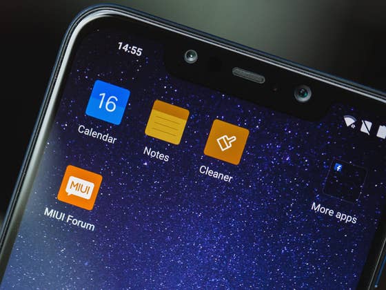 Xiaomi Pocophone F1 display: there’s always a catch!