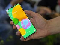 AndroidPIT_Samsung-Galaxy-A90-Screen.jpg