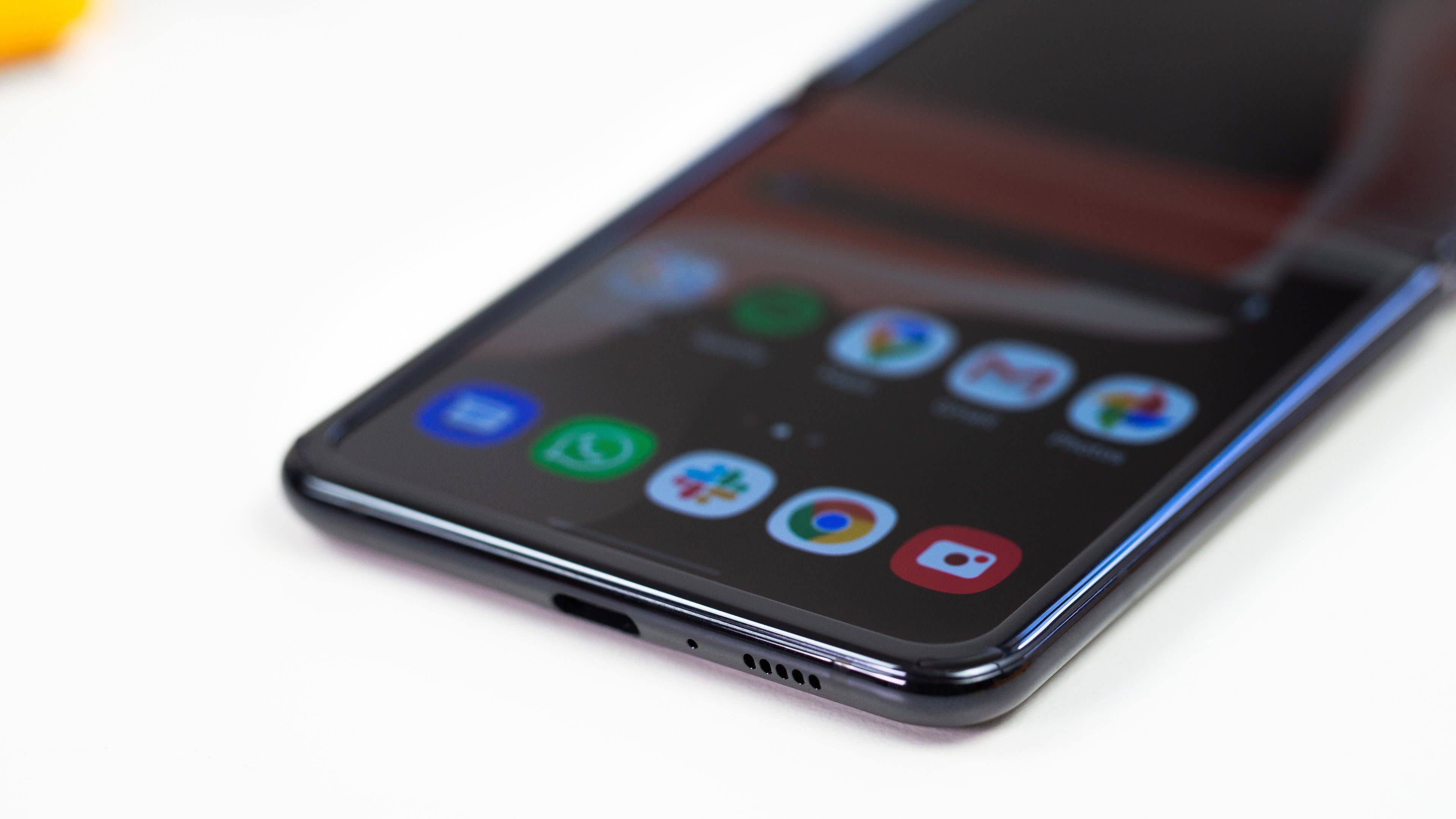 AndroidPIT Samsung Galaxy Z Flip usb