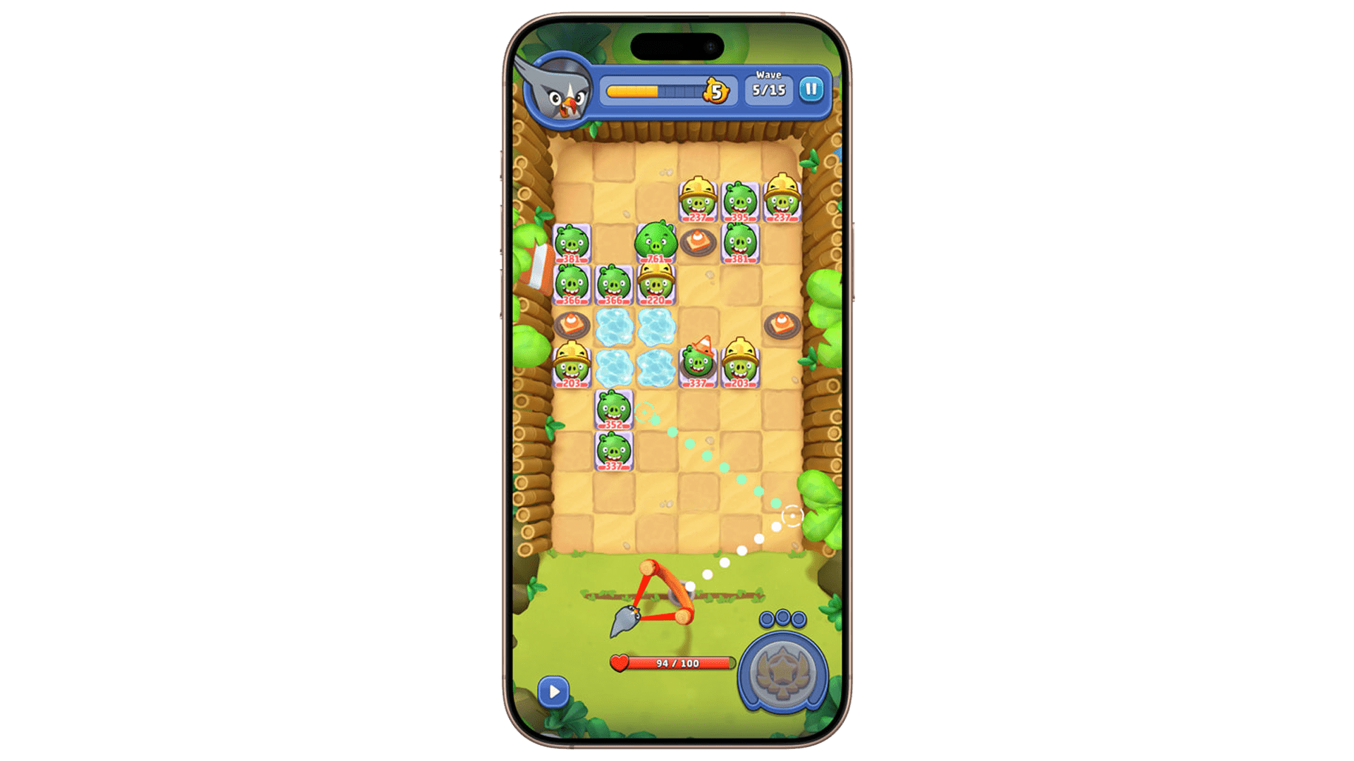 Angry Birds Bounce game on Apple Arcade