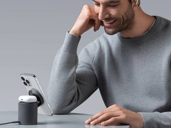Anker’s 623 MagSafe Dual Wireless Charger for iPhone and AirPods is 55% Off