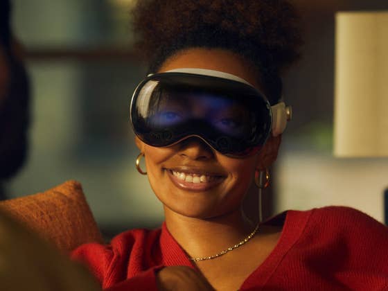 Vision Pro 2 Scrapped? Apple Plans for a Cheaper Successor