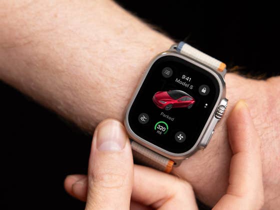 Tesla Brings Keyless Entry and More to Apple Watch Users