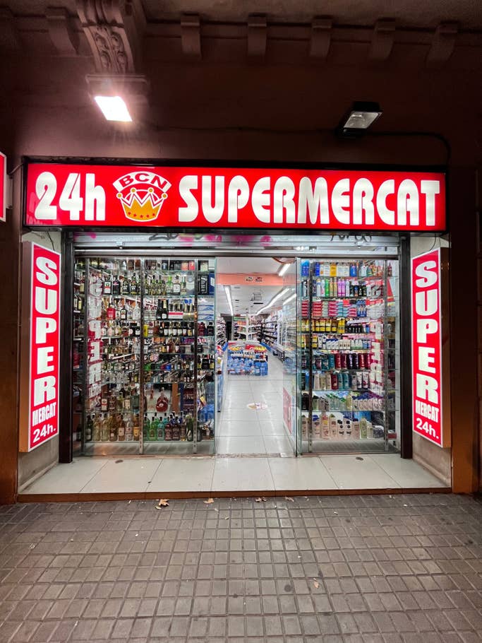 iPhone 13 mini photo gallery