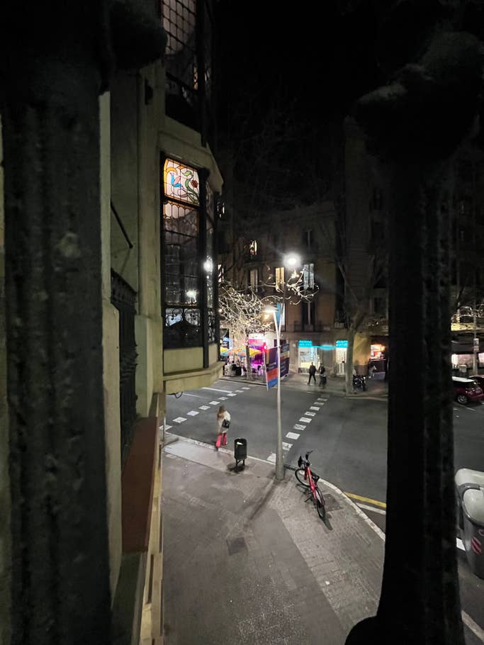 iPhone 13 mini photo gallery