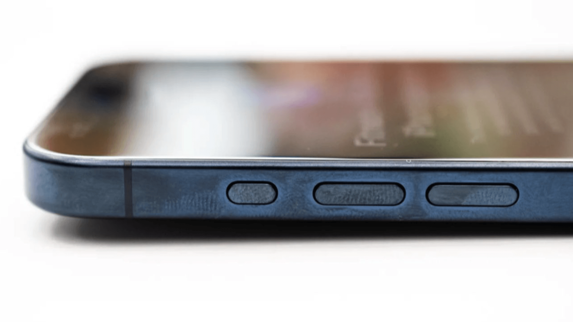 Apple iPhone 15 Pro titanium Apple iPhone 15 Pro titanium