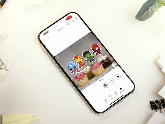 iPhone’s AI-powered Photo Object Eraser Added in iOS 18.1 Beta