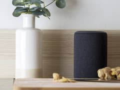 Apple plans to launch a HomePad with tablet function to compete vs Amazon Echo Show