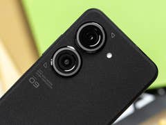 Asus Zenfone 9 cameras.