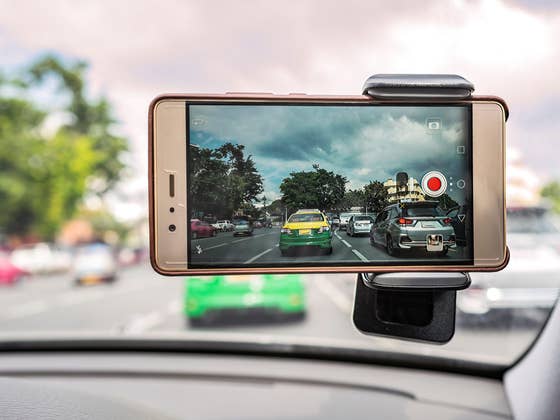 Google Could Activate Dashcam Mode on Android and Pixel Soon