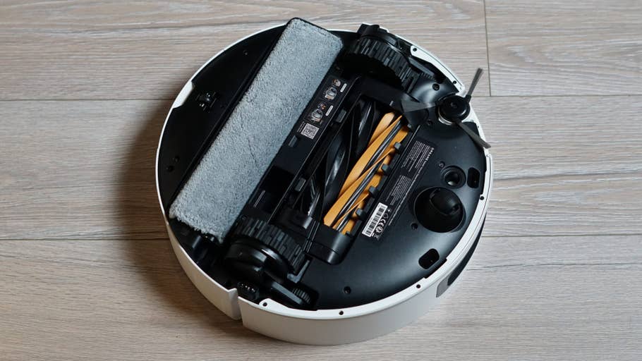 The Dreame Aqua10 Ultra Track robot vacuum cleaner, viewed from below.