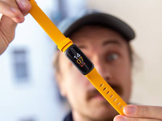 Fitbit Inspire 3 review: Aching belly instead of a six pack