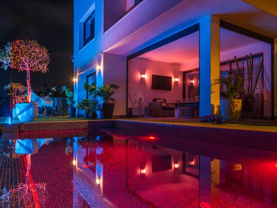 Philips Hue in 2024: Models, Prices, Features and More!