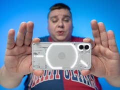 Nothing Phone (1)