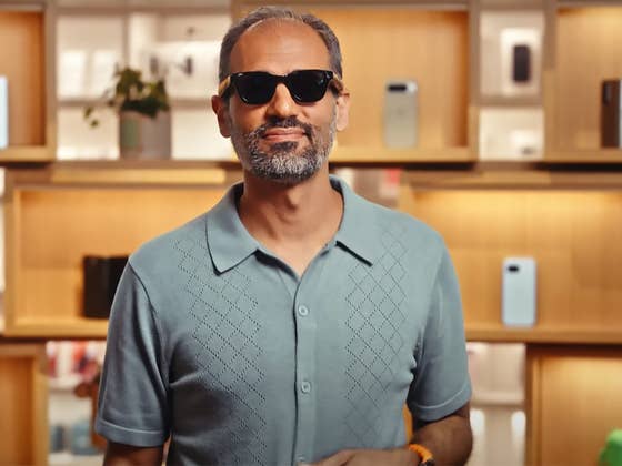 Smart Glasses Go Mainstream, Thanks to a Huge AR Upgrade