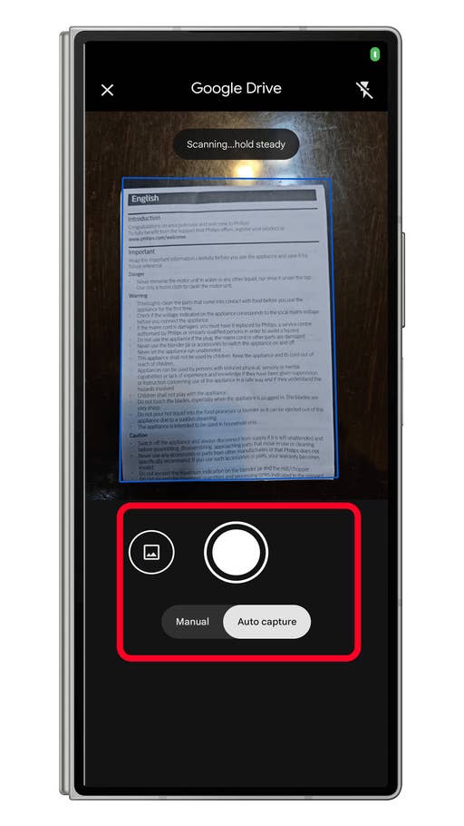 Scanning interface of Google Drive showing options for capturing images.